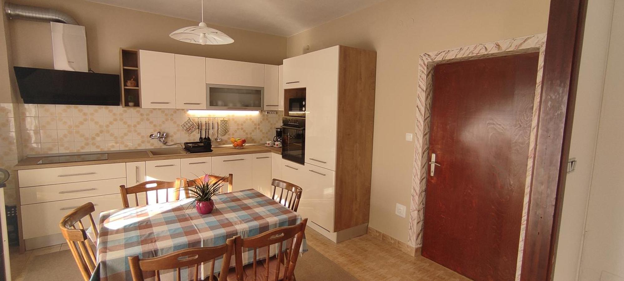Apartmani Mila A1 & A2 & 3 Трогир Экстерьер фото